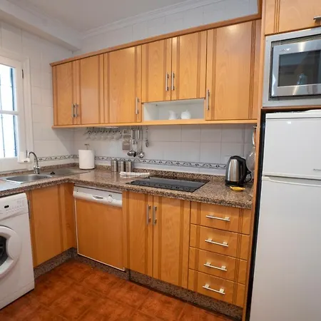 Balcon De 1, 1ºc Menyber Apartment