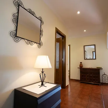 Balcon De 1, 1ºc Menyber Apartment